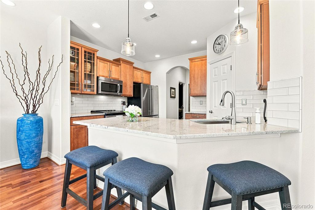 Image 14 of property listing at 10152 Bluffmont Lane, Lone Tree, CO 80124