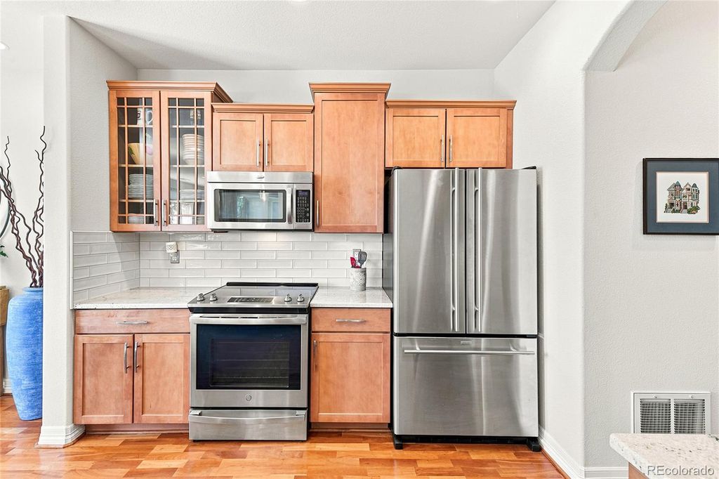 Image 15 of property listing at 10152 Bluffmont Lane, Lone Tree, CO 80124