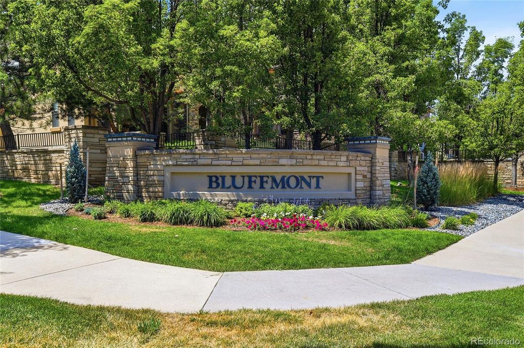 Image 38 of property listing at 10152 Bluffmont Lane, Lone Tree, CO 80124