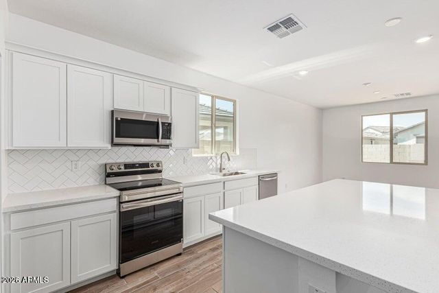 18348 W VILLA HERMOSA Lane, Surprise, AZ 85387