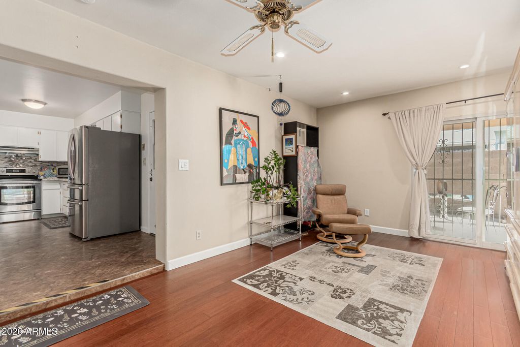 Image 14 of property listing at 5301 W VERNON Avenue, Phoenix, AZ 85035