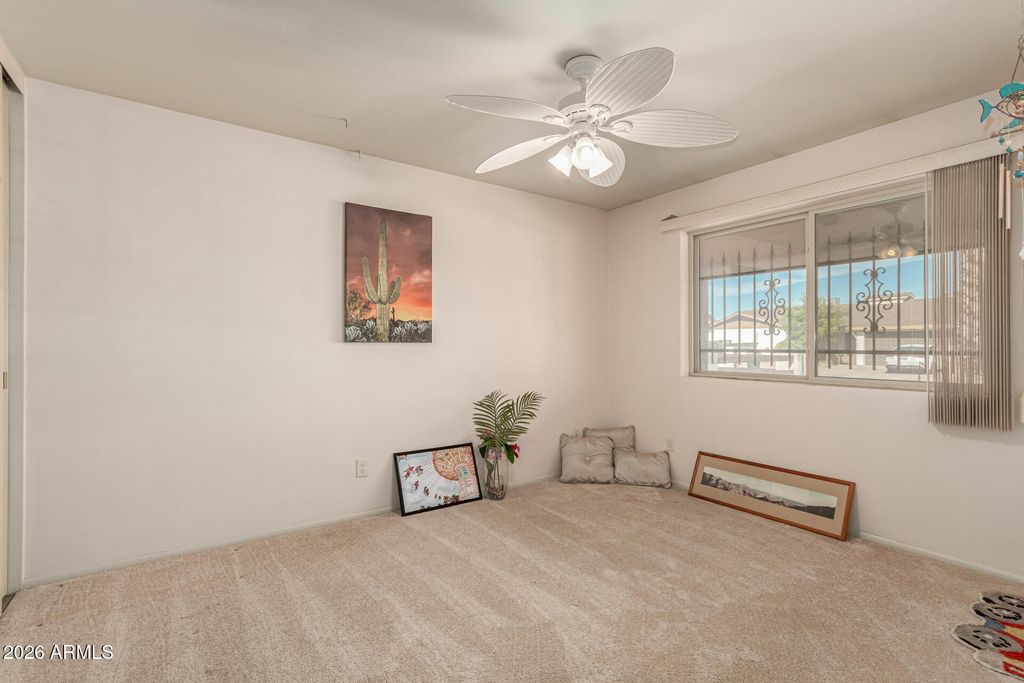 Image 19 of property listing at 5301 W VERNON Avenue, Phoenix, AZ 85035