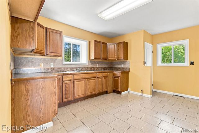 2413 Walnut Street, Port Huron, MI 48060