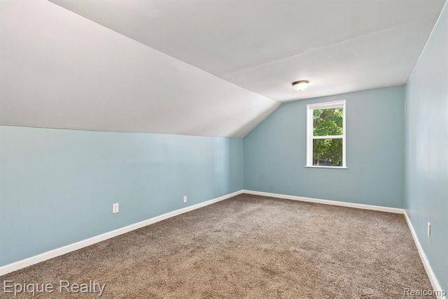 2413 Walnut Street, Port Huron, MI 48060