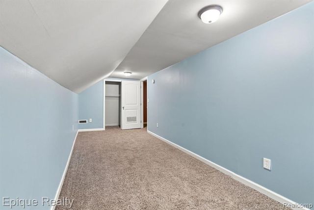 2413 Walnut Street, Port Huron, MI 48060