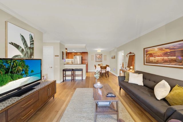 15347 Maturin 108, San Diego, CA 92127