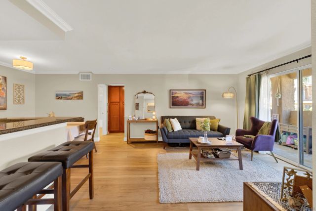 15347 Maturin 108, San Diego, CA 92127