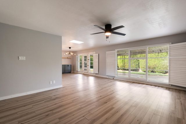 3413 Florida Street NE, Albuquerque, NM 87110