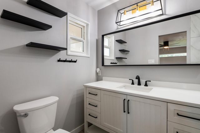 3413 Florida Street NE, Albuquerque, NM 87110
