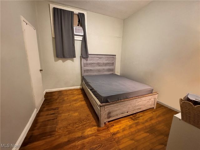 8621 Denison Avenue, Cleveland, OH 44102