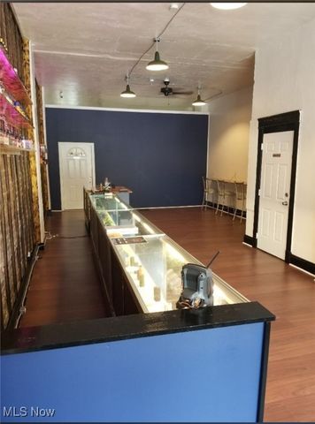 8621 Denison Avenue, Cleveland, OH 44102