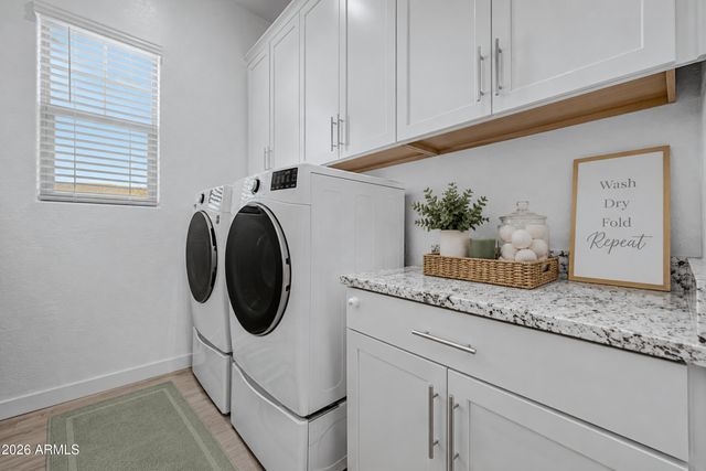 256 E GEMINI Place, Chandler, AZ 85249