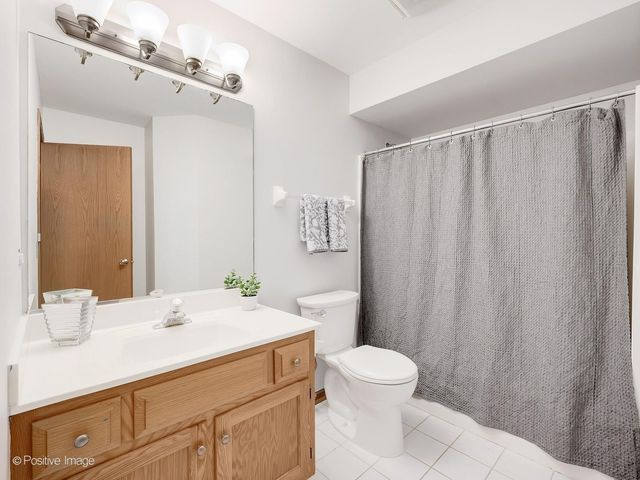2255 Durand Drive, Downers Grove, IL 60515