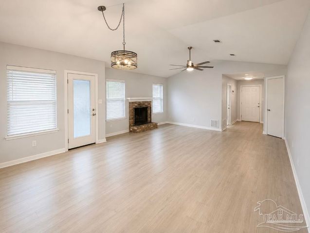 3250 Braxton Cir, Pensacola, FL 32504