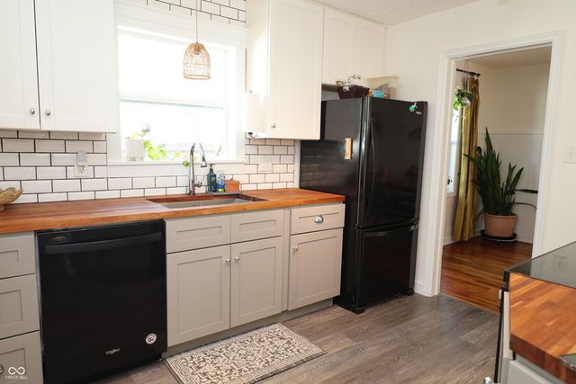 2502 Northview Avenue, Indianapolis, IN 46220