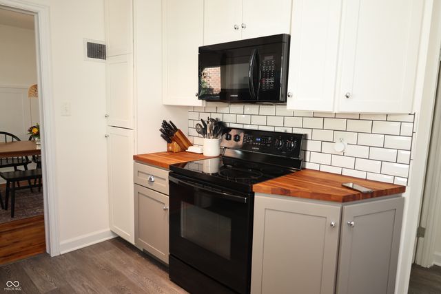 2502 Northview Avenue, Indianapolis, IN 46220