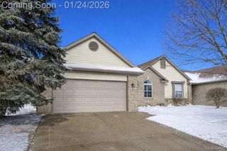 262 Winding Brook 99, Commerce Charter Township, MI 48390