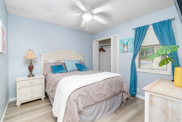 10 Cortez Way, Hot Springs Village, AR 71909