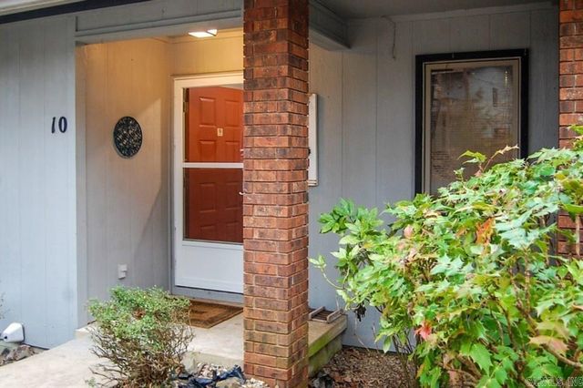 10 Cortez Way, Hot Springs Village, AR 71909