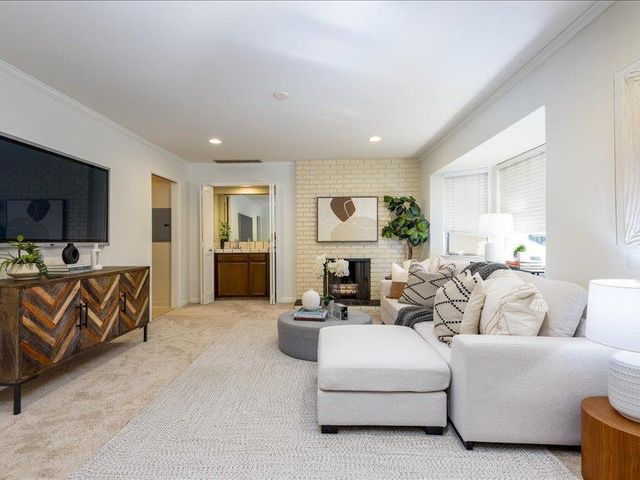 11 Krista Lane, San Carlos, CA 94070