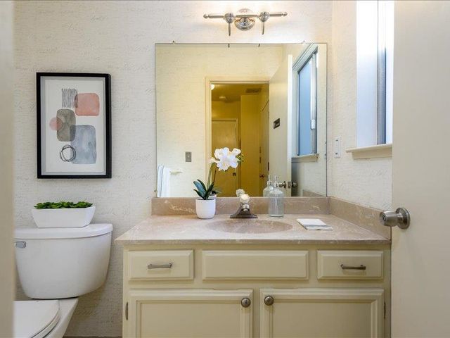 11 Krista Lane, San Carlos, CA 94070