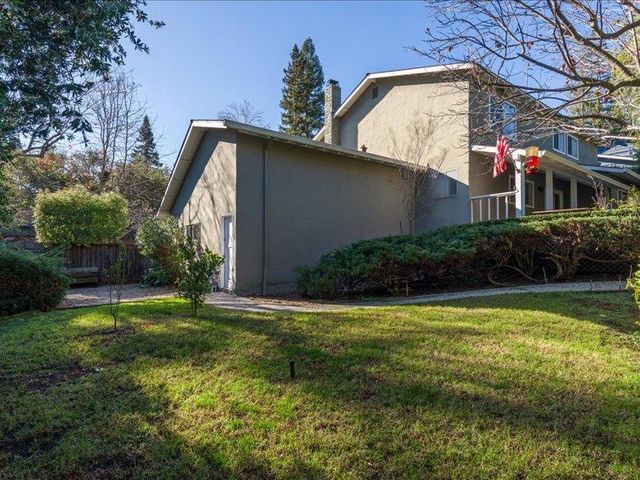 11 Krista Lane, San Carlos, CA 94070
