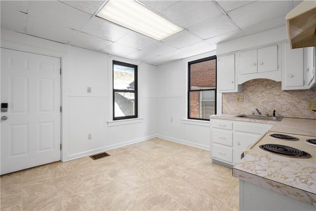 2434 S 18th St, South Side, PA 15203