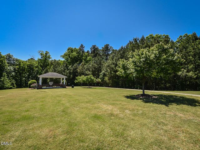 242 Hales Wood Road, Chapel Hill, NC 27517