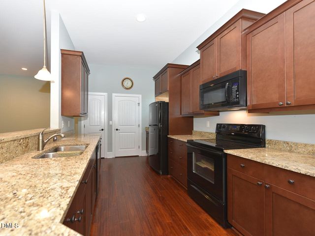 242 Hales Wood Road, Chapel Hill, NC 27517