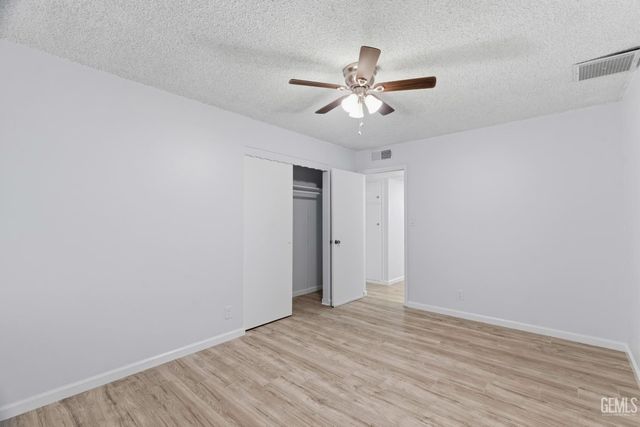 1001 White Lane, Bakersfield, CA 93307