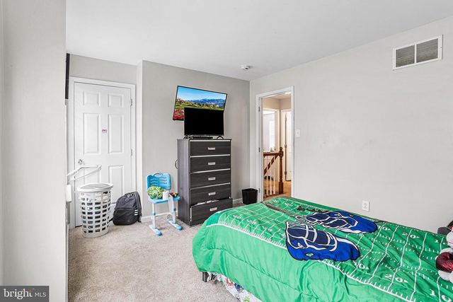 424 CAROLINE LN, Millville, NJ 08332