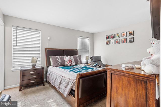 424 CAROLINE LN, Millville, NJ 08332