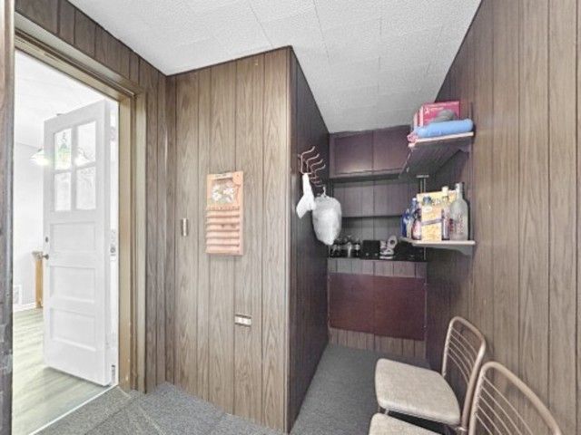 2247 S 21st Avenue, Broadview, IL 60155