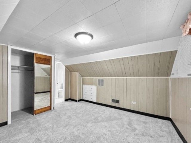 2247 S 21st Avenue, Broadview, IL 60155