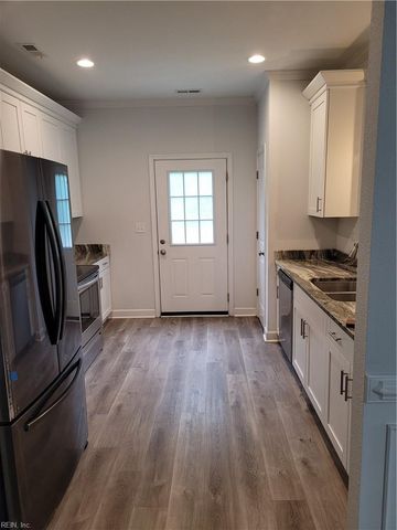 731 Childs AVE, Hampton, VA 23661
