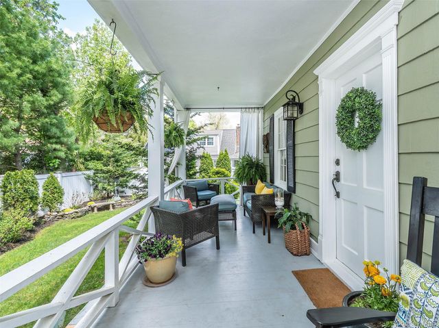3 Duke Place, Glen Cove, NY 11542