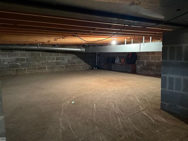 7591 Dyke Road, Ira Twp, MI 48023