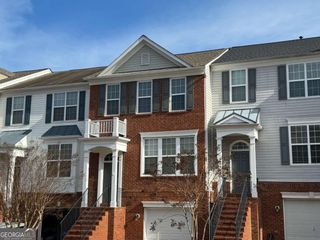 1379 Thornborough Drive, Alpharetta, GA 30004