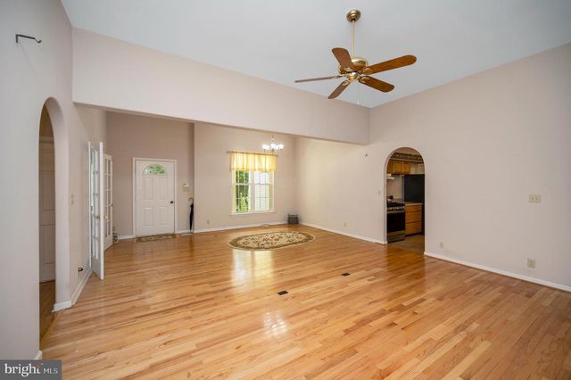 319 RICHLAND RD, Fredericksburg, VA 22406