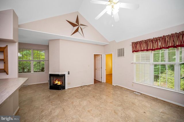 319 RICHLAND RD, Fredericksburg, VA 22406
