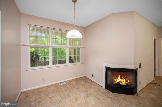 319 RICHLAND RD, Fredericksburg, VA 22406