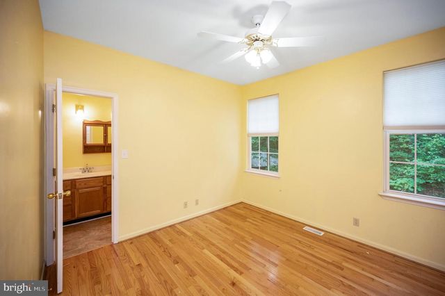319 RICHLAND RD, Fredericksburg, VA 22406