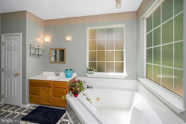 319 RICHLAND RD, Fredericksburg, VA 22406