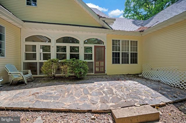 319 RICHLAND RD, Fredericksburg, VA 22406