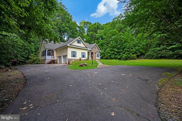 319 RICHLAND RD, Fredericksburg, VA 22406