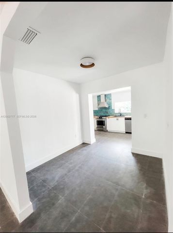 3685 SW 1st Ave, Miami, FL 33145