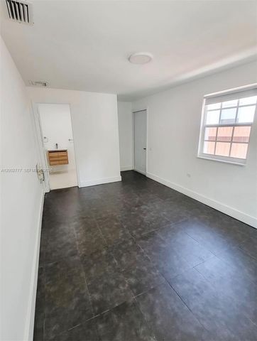 3685 SW 1st Ave, Miami, FL 33145