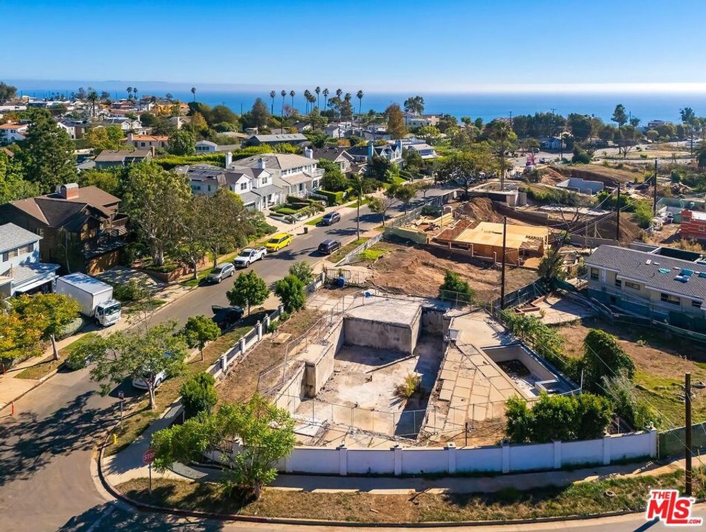 541 Almar Avenue, Pacific Palisades, CA 90272 — exterior