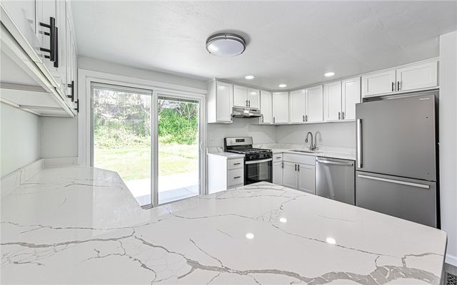 4216 Havencrest Dr, West Deer, PA 15044
