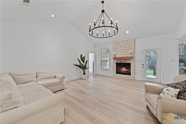 82 Great West Loop, Belton, TX 76513